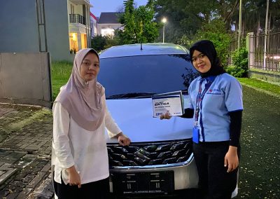 Penggiriman unit oleh sales mobil Indomobil Suzuki Tangerang foto web (3)